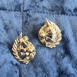 Vintage Silver Leaf Screw-On Earrings